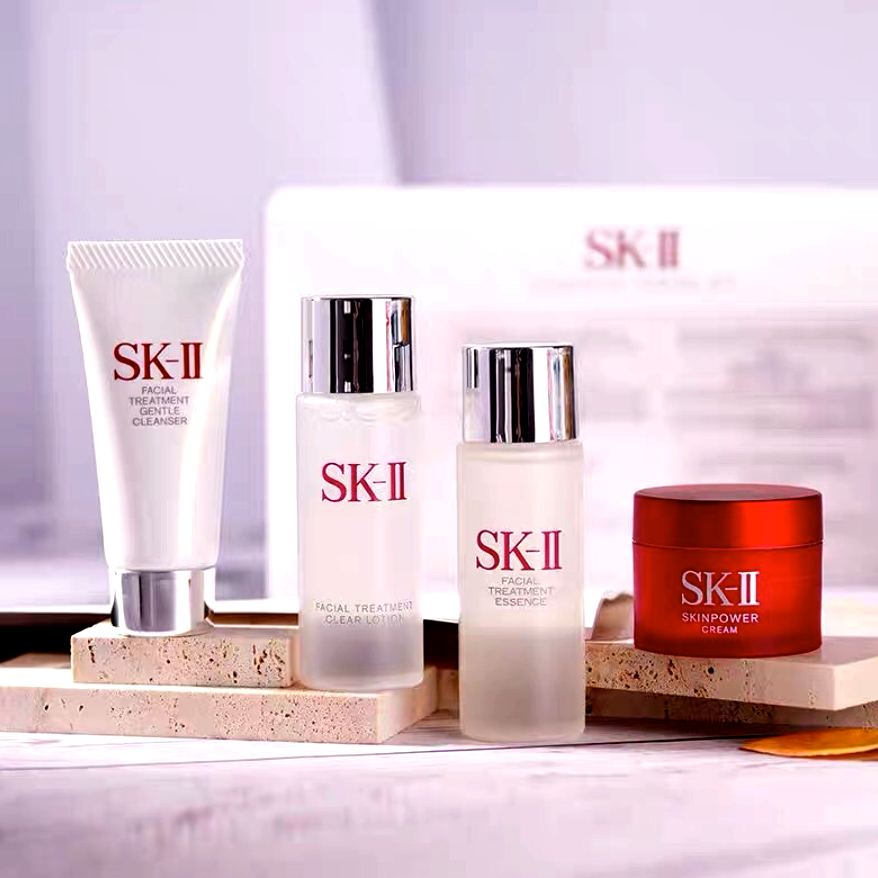 SK-II Essential Travel Kit 4pcs-set Ace 👑 Moisturizing and skin care 4-piece travel set|Cleanser. Clear and clear dew. Fairy water. essence cream