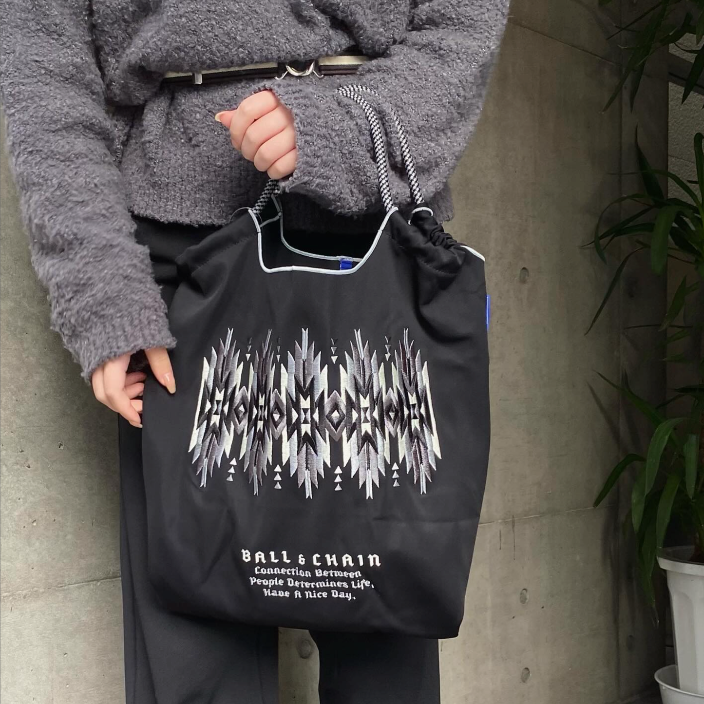 Ball & Chain|Neoprene collection diving fabric series|Japanese embroidery waterproof folding eco-friendly bag shopping bag handbag shoulder bag|W.Native Black