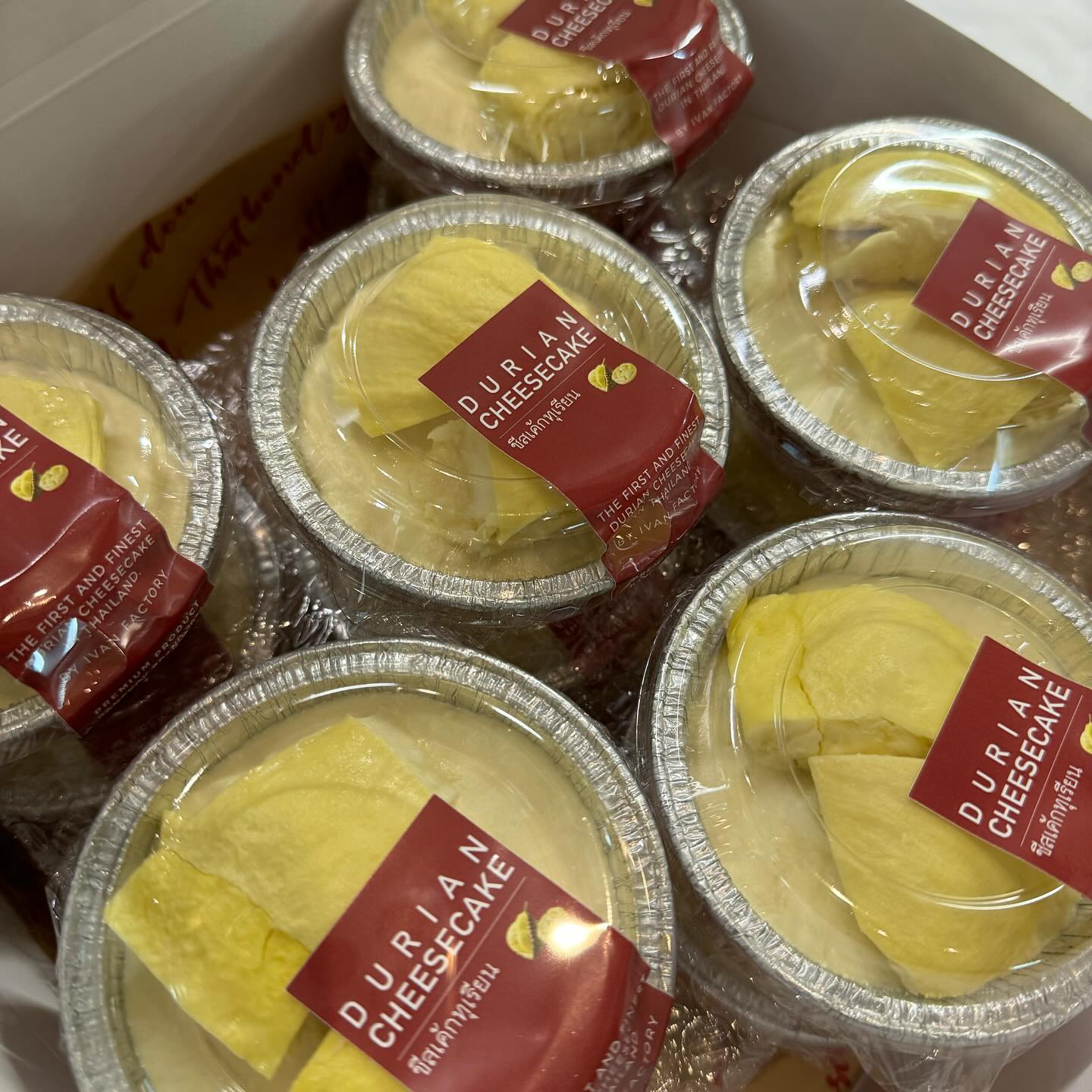 冷凍 ❄ 急凍食品| 泰國 IVAN Factory【招牌】新鮮金枕頭 去核 榴槤蛋糕 生日蛋糕|低糖 ❤ 低脂 ❤ 低卡
