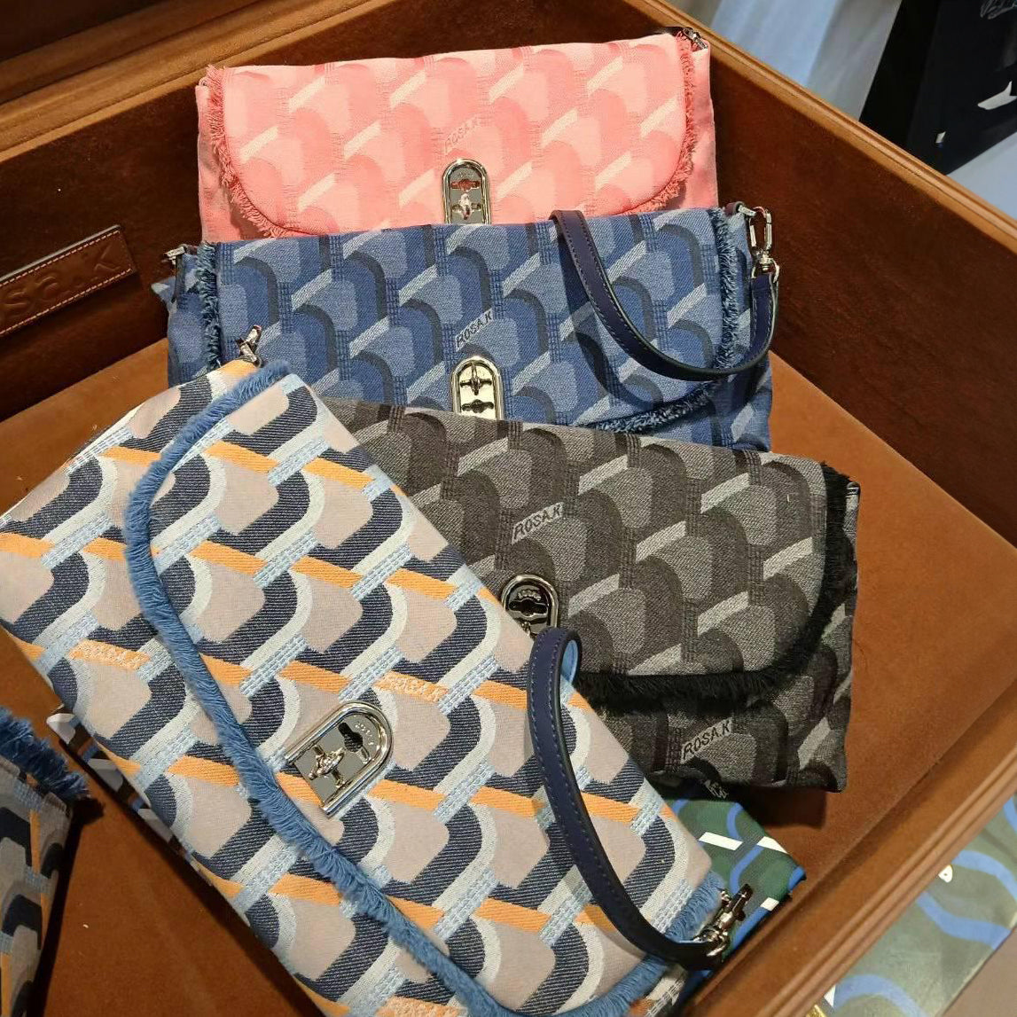 韓國 ROSA.K Jeans monogram baguette MM 水洗 牛仔 法棍包|手提 單肩包 腋下包