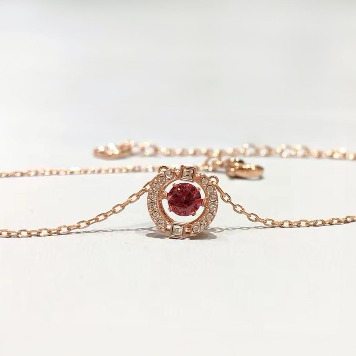 Swarovski Una necklace Round cut(香港行貨 ★ 專門店一年保養)