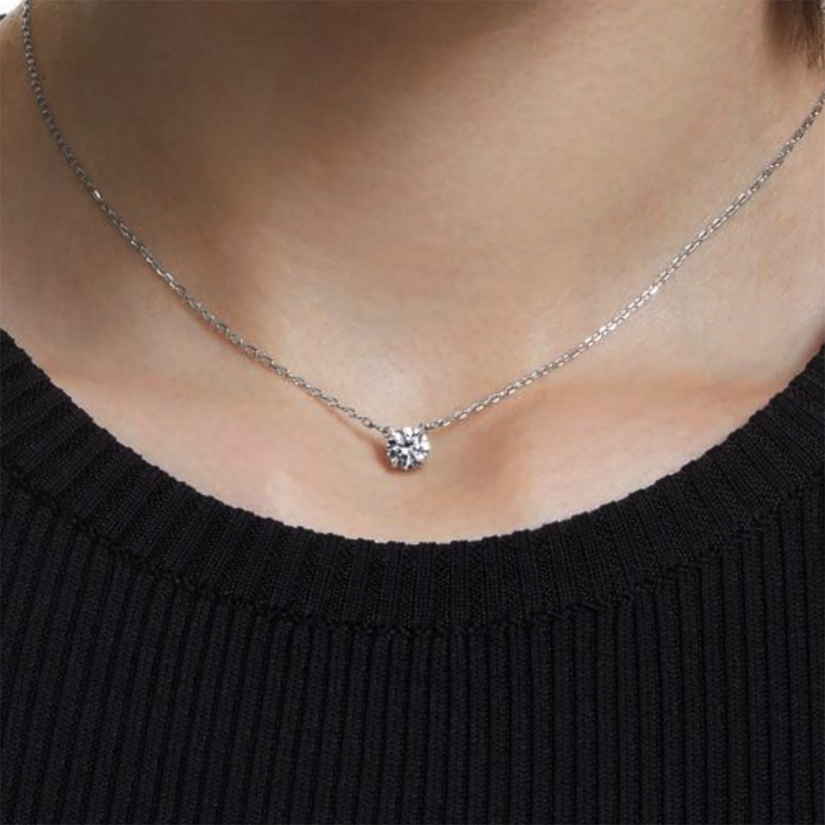 Swarovski Attract Round Necklace White, Rhodium Plating(香港行貨 ★ 專門店一年保養)
