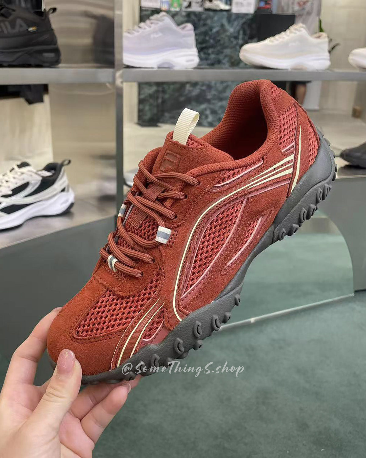 韓國 🇰🇷 FILA 韓韶禧代言款 ECHAPPE LX Unisex 麂皮復古運動鞋 波鞋【 2025 秋冬新品 】