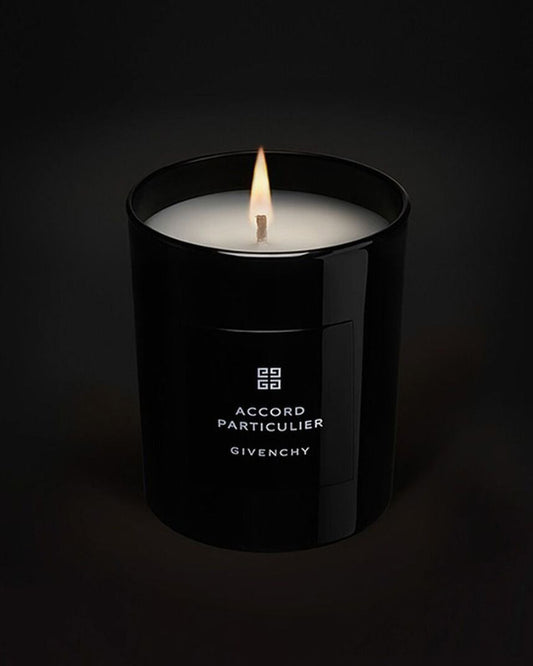 Givenchy Accord Particulier Candle 香氛蠟燭 70g(Rose, Vetiver, Patchouli, Ambrox)