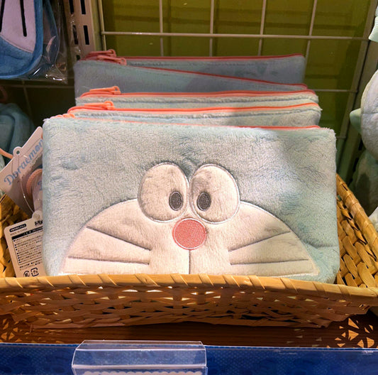 Doraemon Wakuwaku Sky Park|Ding Dong• Doraemon Sky Park pink color series🩵 cosmetic bag