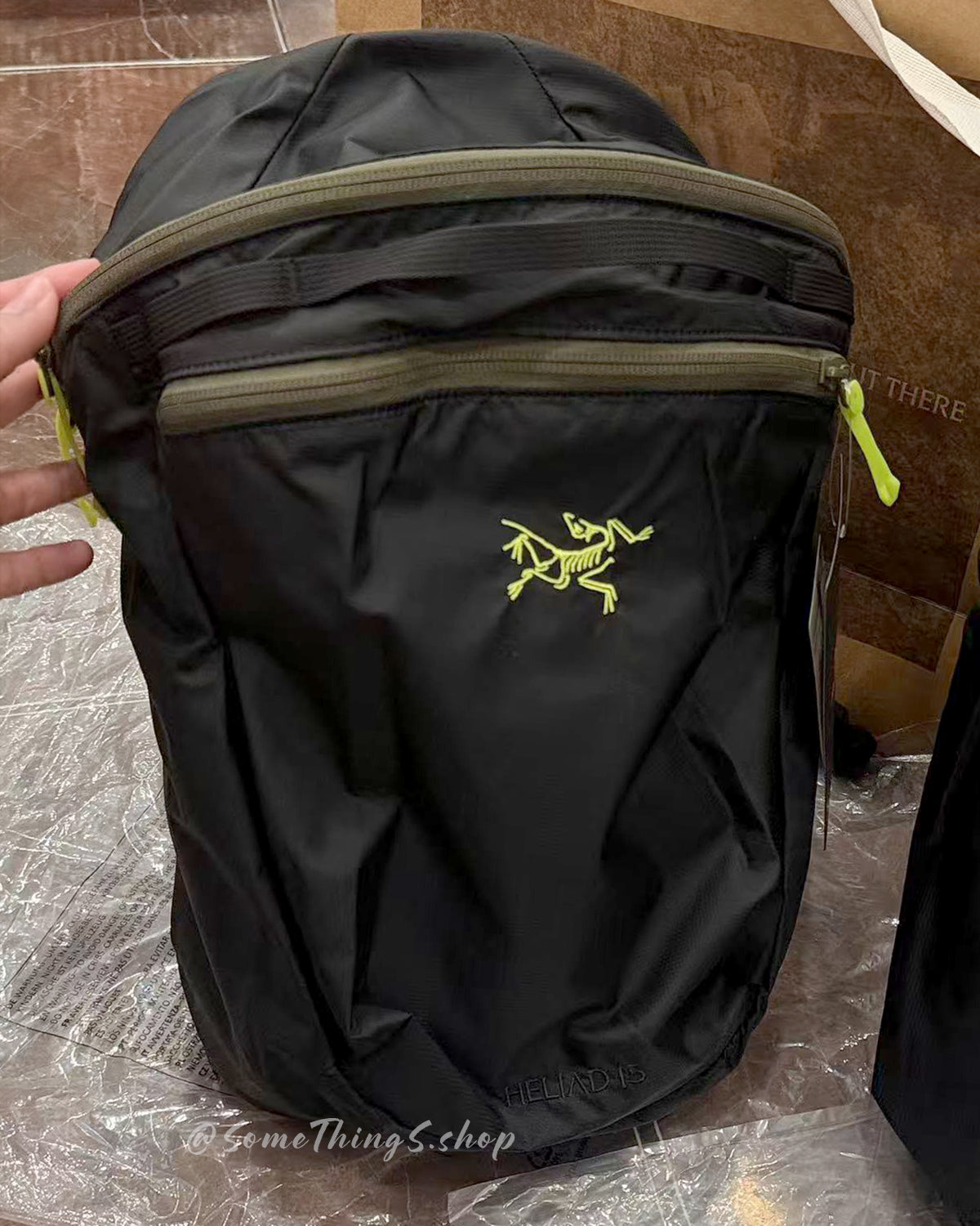 日韓代購|加拿大 Arc'teryx 始祖鳥 Heliad 15L Backpack 輕量防潑水 • 可摺疊收納背囊【 Index 15 升級版 】