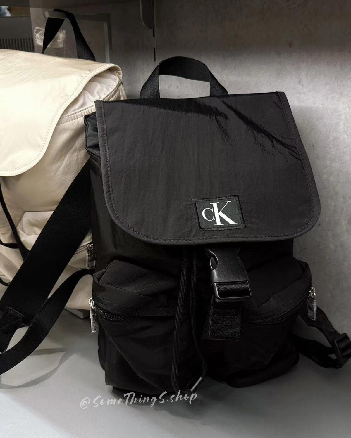 韓國 🇰🇷 Calvin Klein JEANS CKJ City women Nylon iPad / MacBook Backpack ‼️ 限時 Sale ‼️