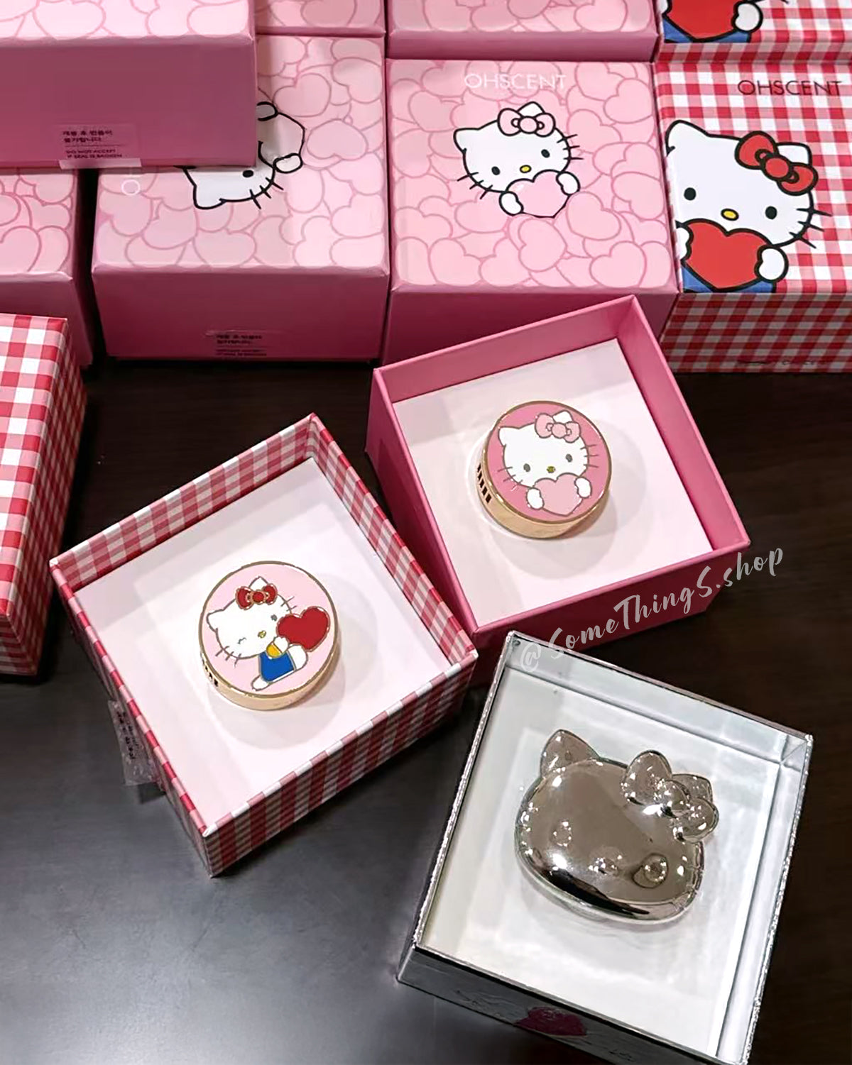 韓國🇰🇷 OHSCENT x Hello Kitty 汽車香薰|附2個 芯片 ❤︎ 香味隨機出貨