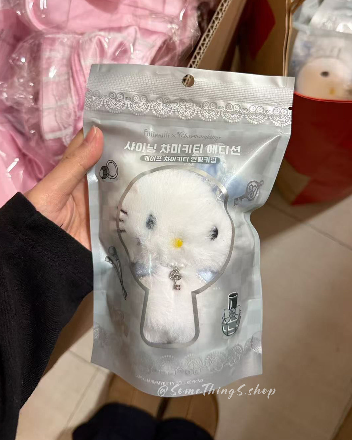 韓國限定 🇰🇷 Olive Young FilliMilli x Charmmy Kitty Cape 粉藍珍珠披肩特別版 毛公仔鑰匙扣
