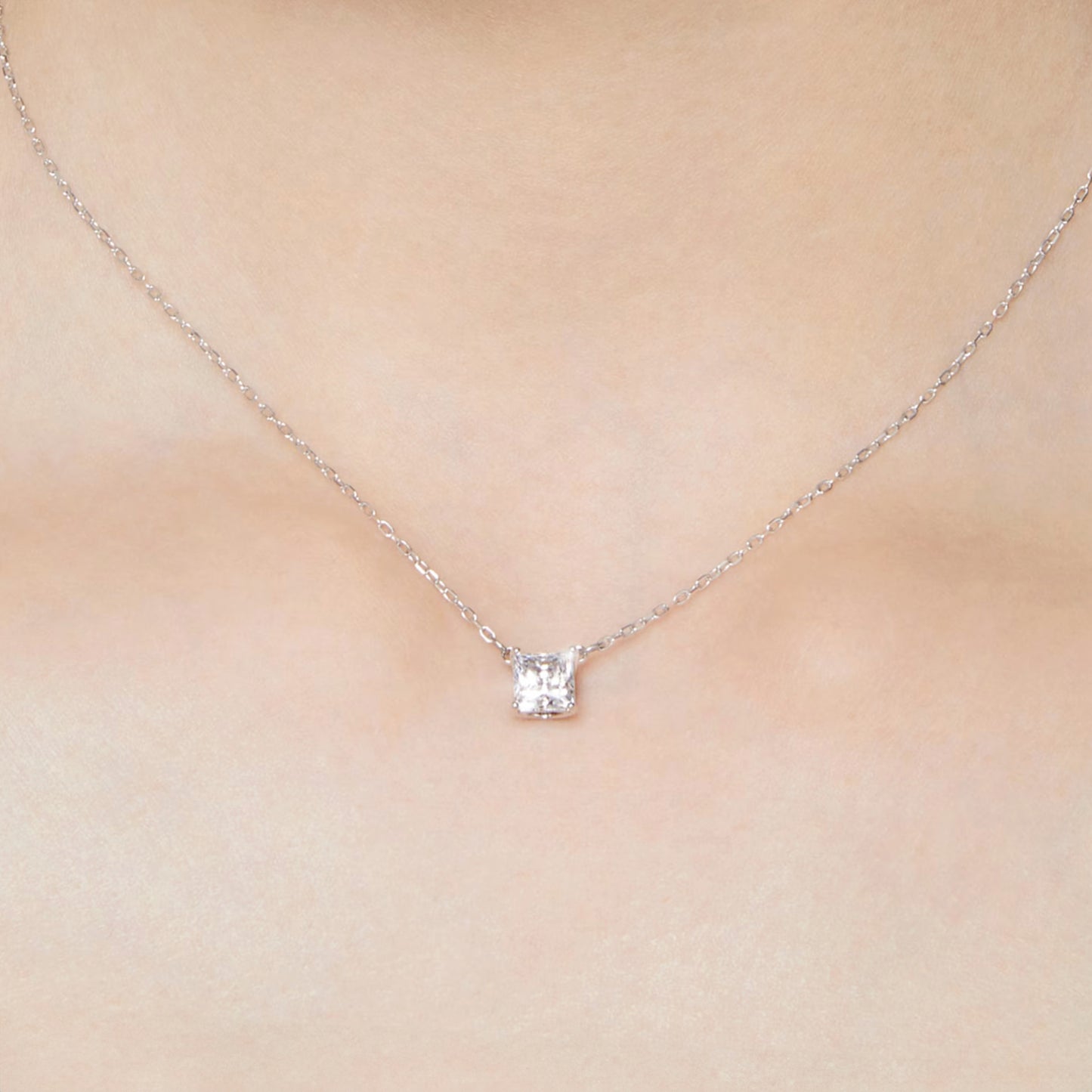 Swarovski Stilla Attract necklace Square cut, White, Rhodium plated(香港行貨 ★ 專門店一年保養)