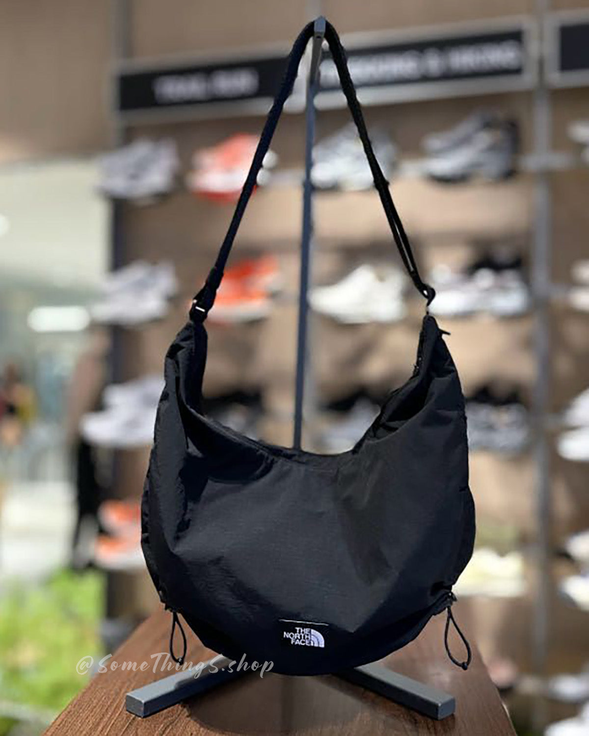 韓國🇰🇷 The North Face TNF BREEZE cross bag M 抽繩半月包