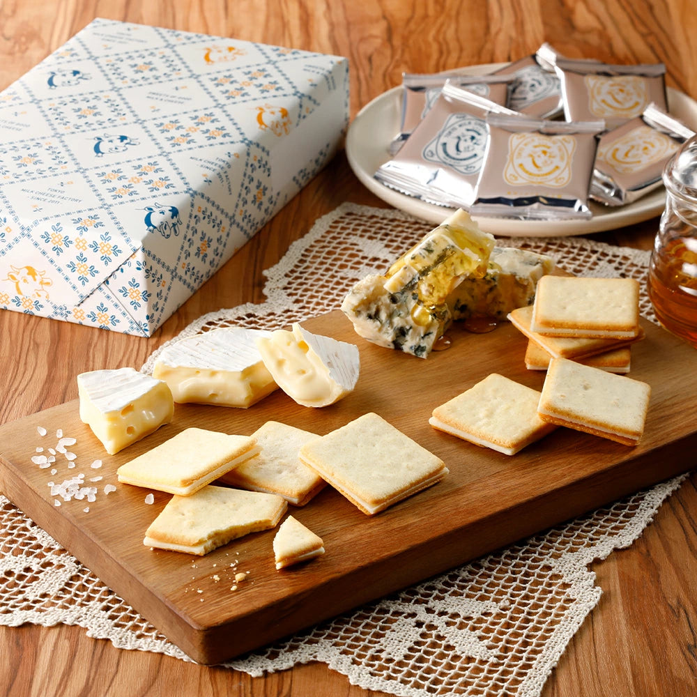 日本 Tokyo Milk Cheese Factory 2款雜錦夾心曲奇餅 20入|鹽與 camembert 金文拔芝士 + 蜂蜜 Gorgonzola 藍芝士