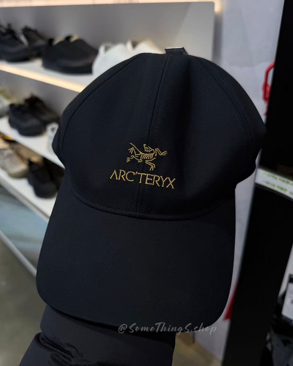 韓國代購🇰🇷 Arc'teryx 始祖鳥 Bird Word Cap 棒球帽｜24K Black 黑金 • Arctic Silk 絹絲白 • Aster 淺紫色