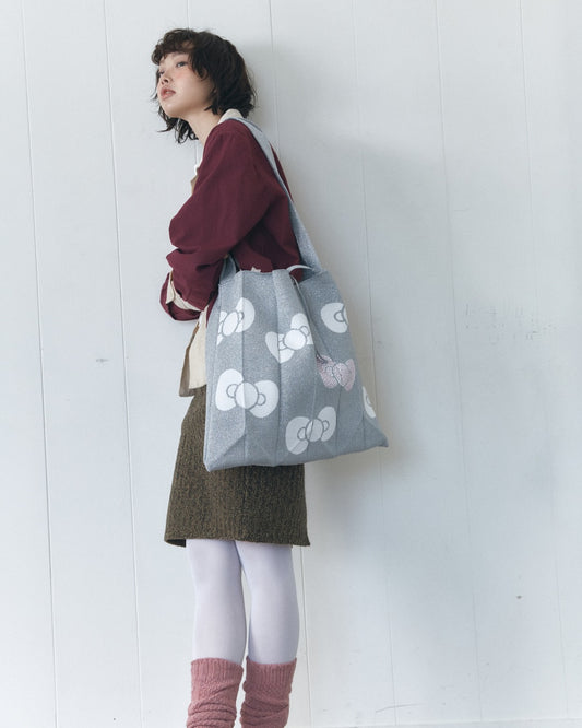 韓國 Joseph & Stacey X HELLO KITTY｜Lucky Pleats Knit Cross big Hello Kitty Ribbon tote bag｜Rich Black ♥ Platinum ♥ Gold
