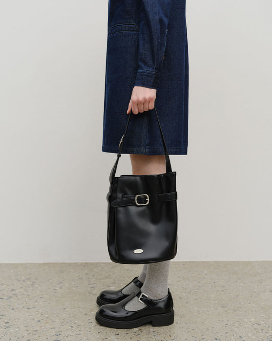 韓國 🇰🇷 Marithe Francois Girbaud Buckle strap bucket bag