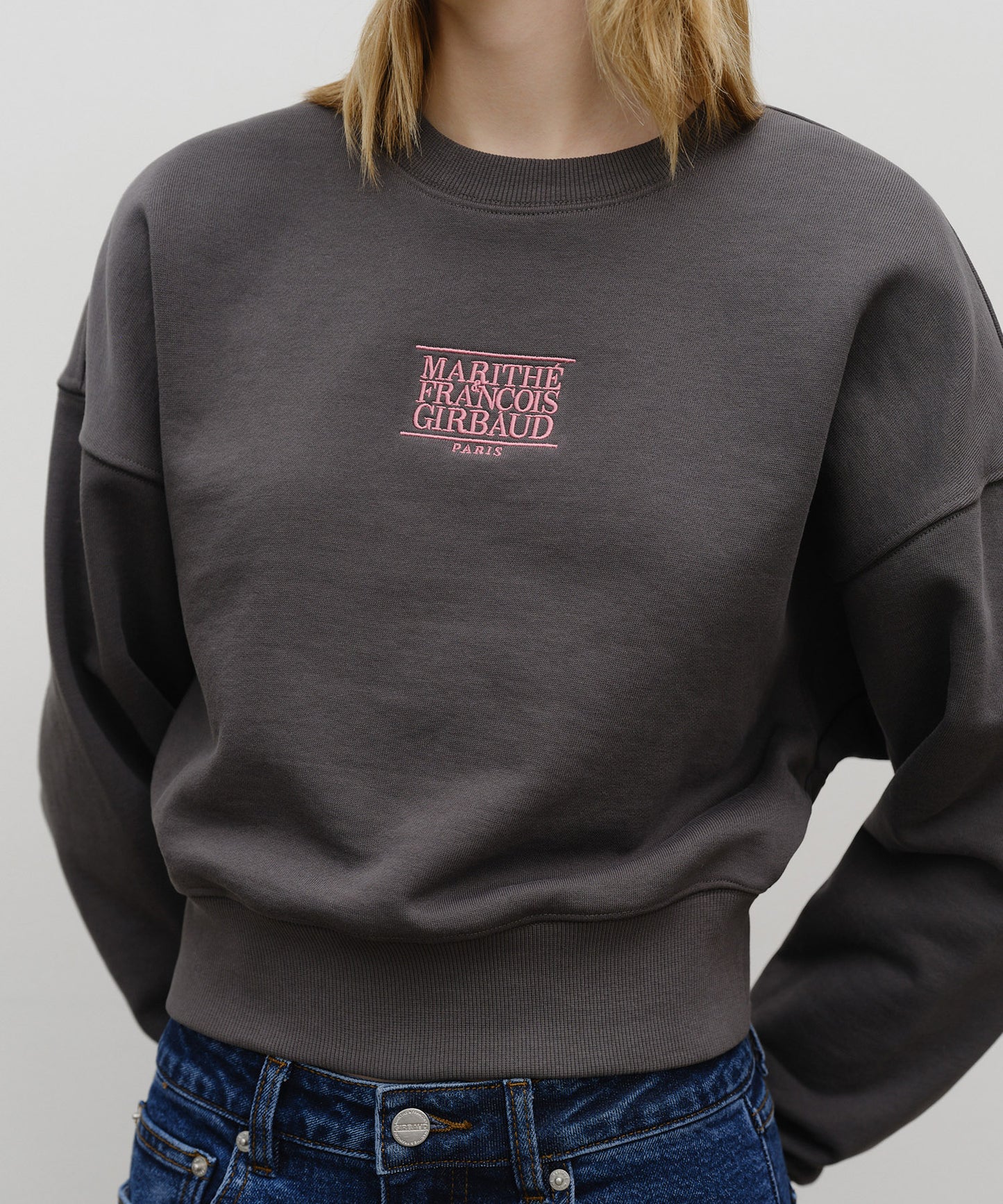 韓國 🇰🇷 Marithe Francois Girbaud Women's ★ SMALL ★ Classic LOGO Crop Sweatshirt 女裝衞衣｜3 Colors