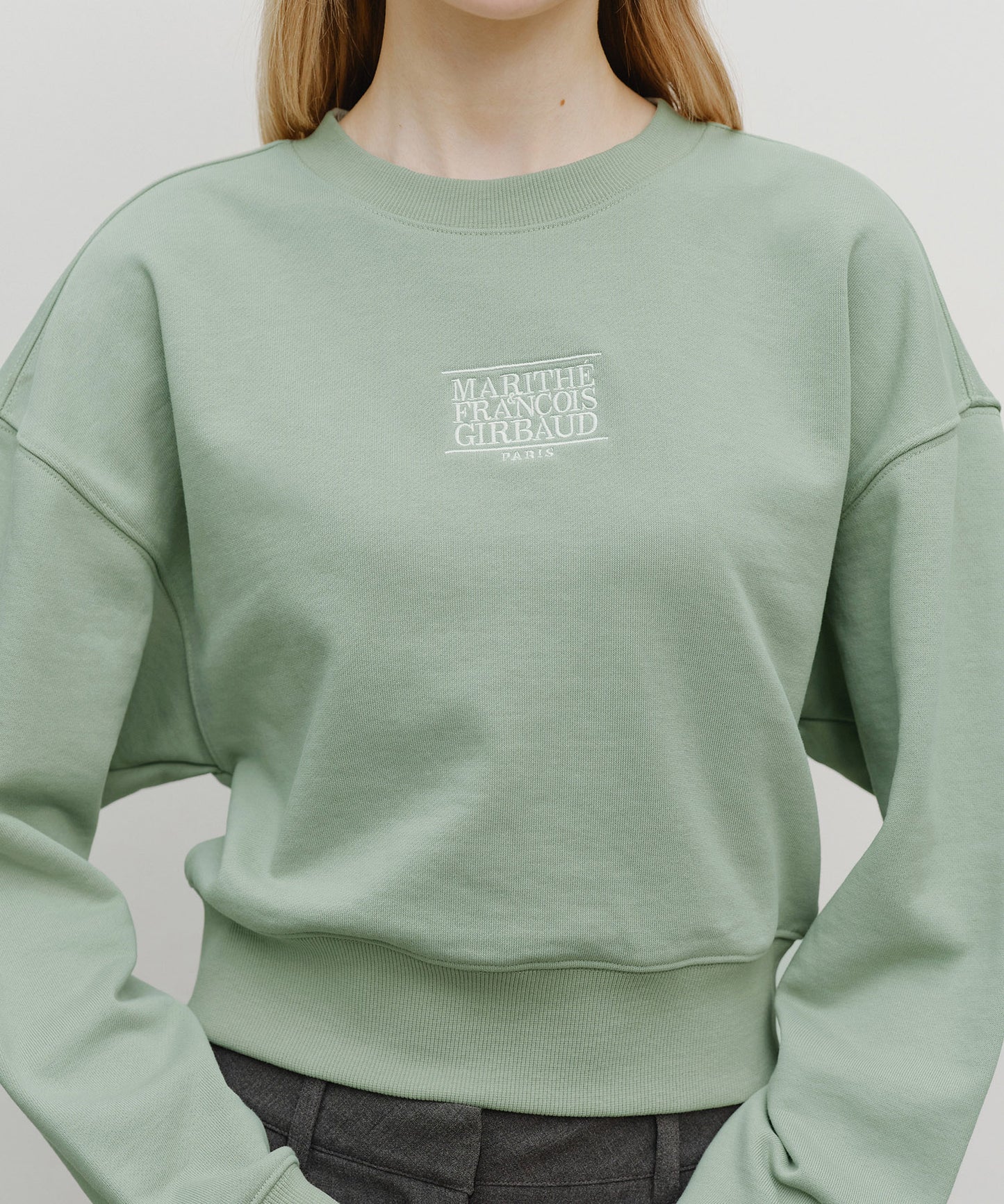 韓國 🇰🇷 Marithe Francois Girbaud Women's ★ SMALL ★ Classic LOGO Crop Sweatshirt 女裝衞衣｜3 Colors