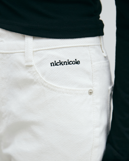 韓國 Nick & Nicole Relaxed Boots cut Denim 100% cotton 白色休閒牛仔褲 高腰喇叭褲