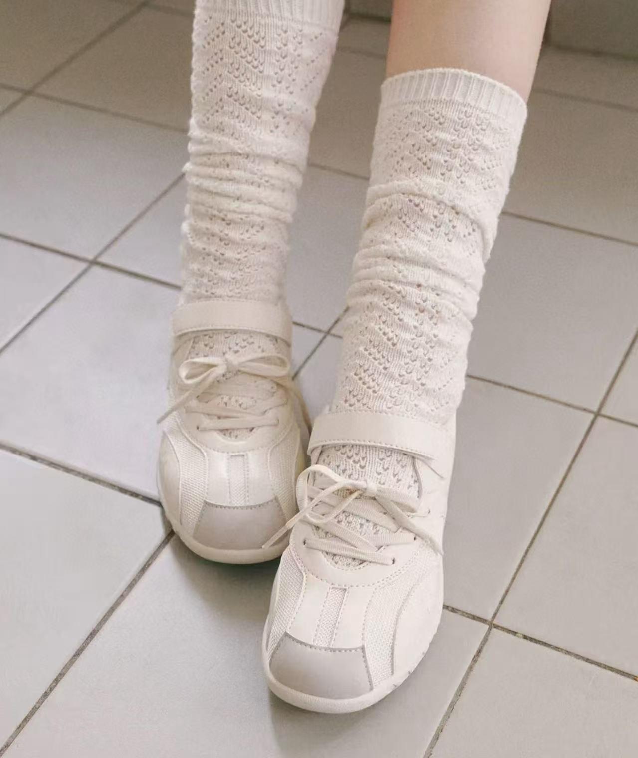 ★OTZ X MARGARIN FINGERS★Romali lace-up sneakers FLOTFA2W25 Otz x Margarin Fingers] Romary Lace Up Sneakers – Lumière Studio