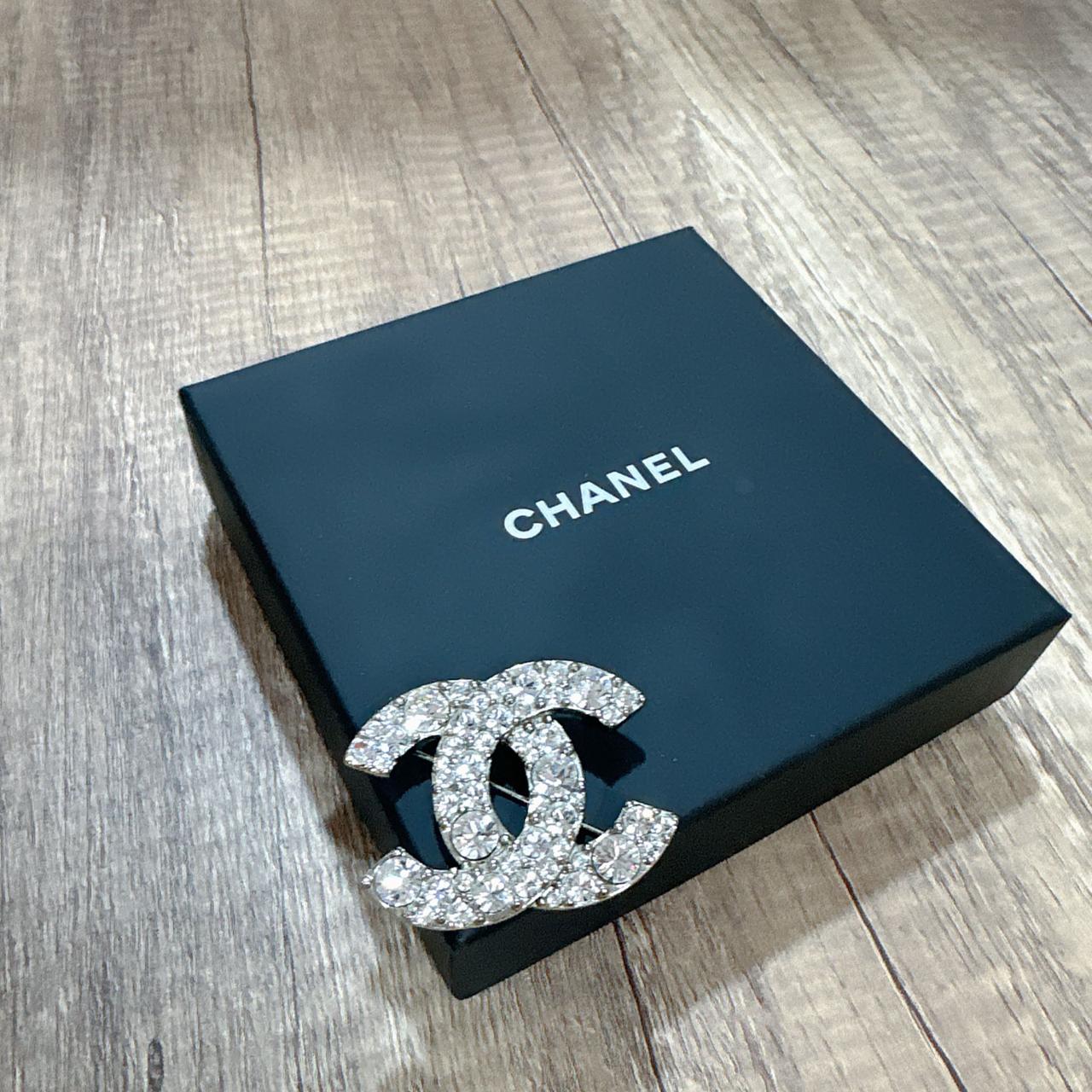 Chanel brooch 胸針 心口針