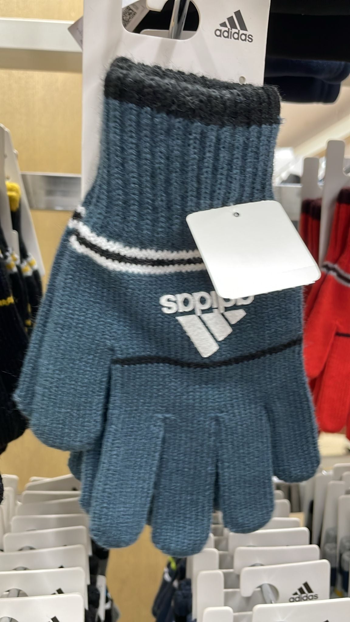 Made in Japan adidas winter non-slip warm cold hand socks 🧤｜Middle children. For ladies