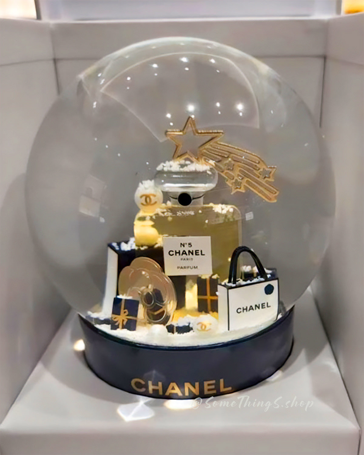 Chanel Beauty N°5 Perfume Snowflake CC水晶球｜2025 聖誕限量版