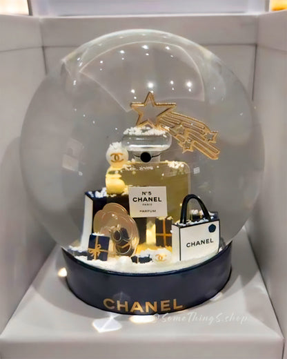 Chanel Beauty N°5 Perfume Snowflake CC水晶球｜2025 聖誕限量版