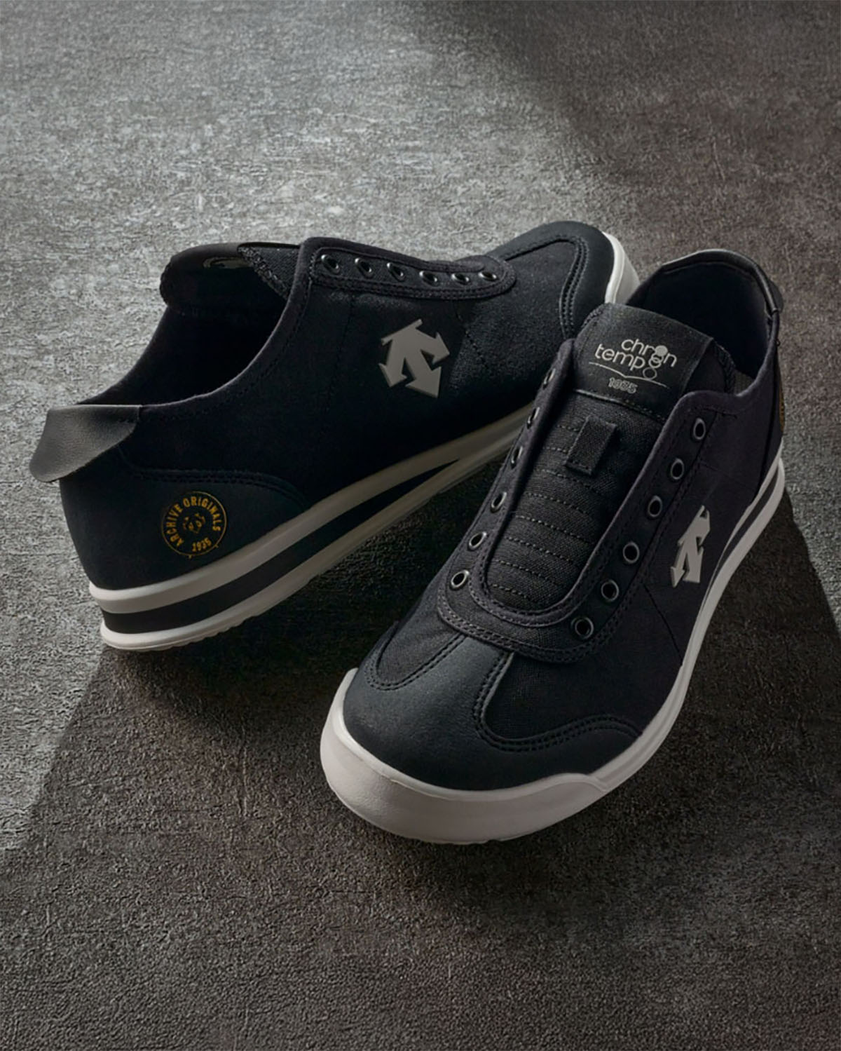 🇰🇷韓國代購 ★日本 Descente Chron Tempo Slip-on Unisex sneakers 經典復古 無鞋帶懶人 輕便休閒鞋