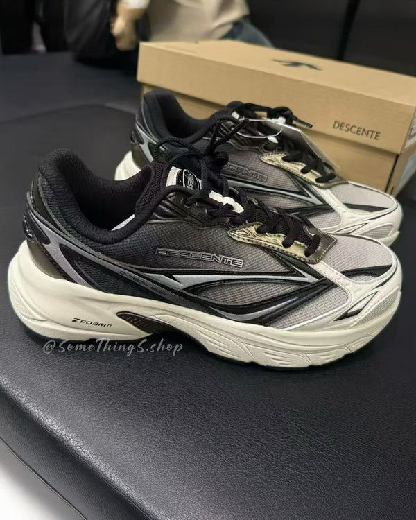 🇰🇷韓國代購 ★日本 Descente Hypernova Black Unisex 復古老爹 慢跑鞋｜Monochrome