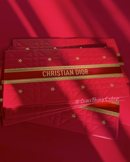 Dior Beauty 2026 農曆新年限定｜金色星星 ☆ 滕格紋立體壓印 利是封 (8入/盒)