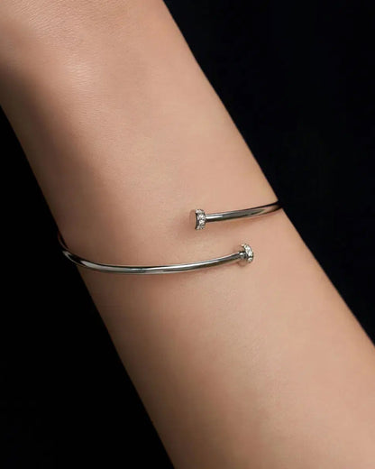 韓國🇰🇷 LLOYD 925純銀 Essential Peggy Cross 交叉釘子手鐲