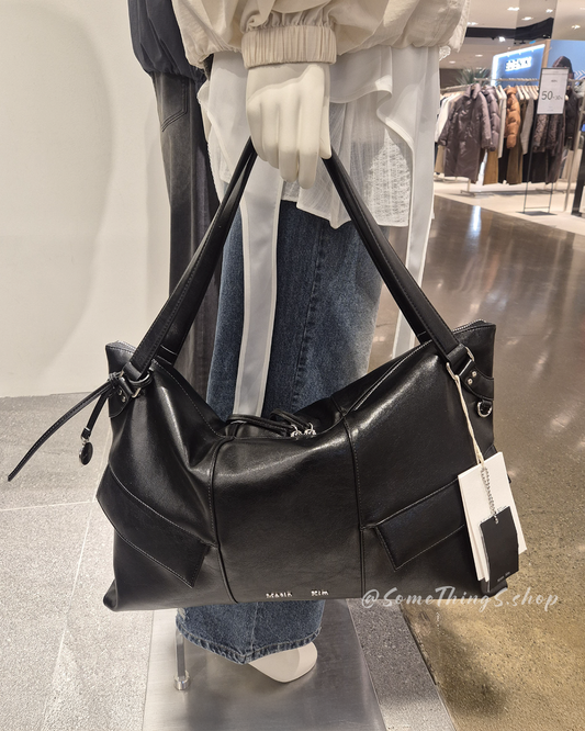 韓國🇰🇷 Matin Kim WIDE NEMO 寬版皮革肩背包 黑色