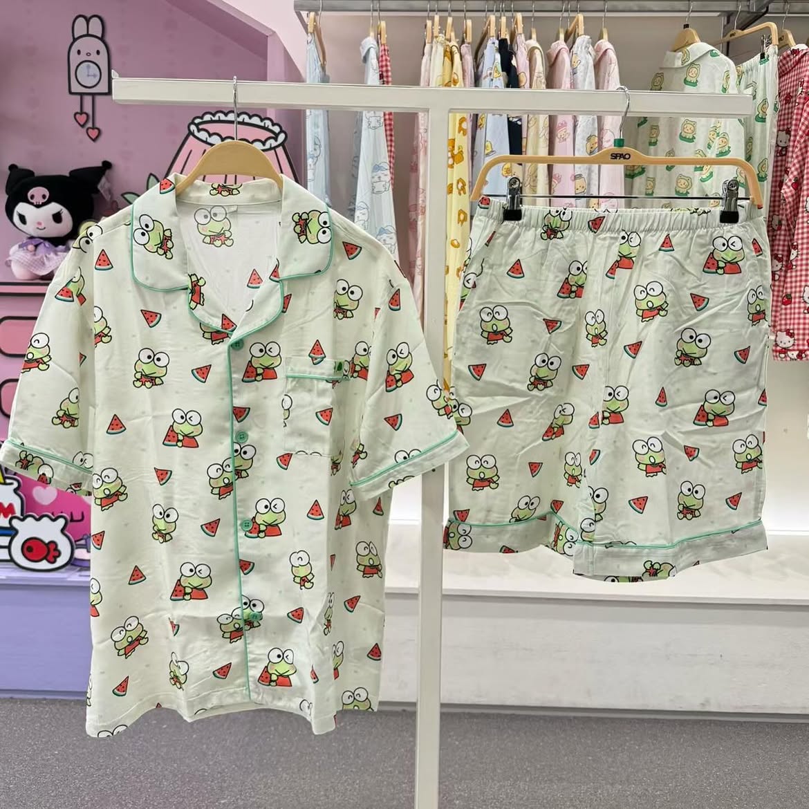 韓國 🇰🇷 SPAO Kid x Sanrio 西瓜系列 unisex 兒童短袖睡衣套裝｜Hello Kitty ⦁ Pochacco ⦁ 布甸狗 ⦁ Kerokerokeroppi⦁ 大耳狗⦁