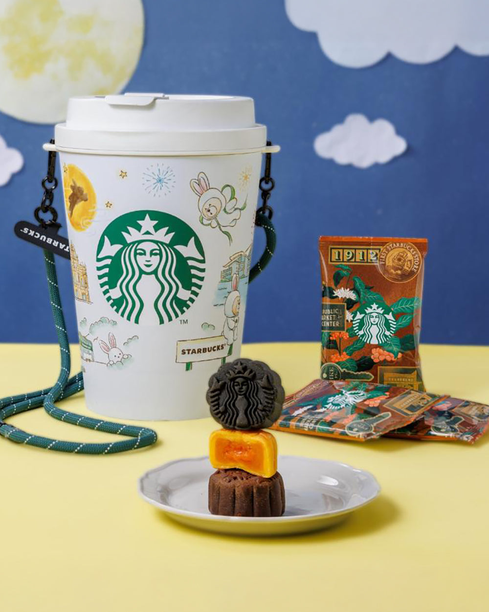 【2026 限量版】Starbucks Bearista Moon Bunny Giant Cup｜巨型月兔杯投影燈＋中秋月餅3個＋濾掛咖啡3包｜月餅禮券